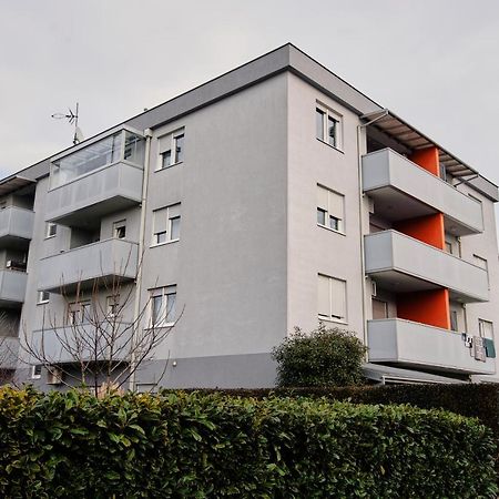 Lovely Apartment Mira Near Airport Zagreb Велика-Горица Экстерьер фото